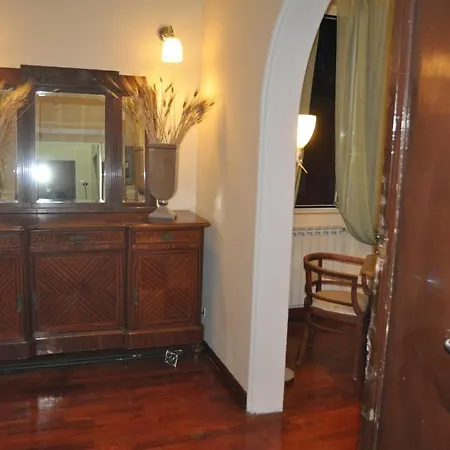 White House Guest house Rome